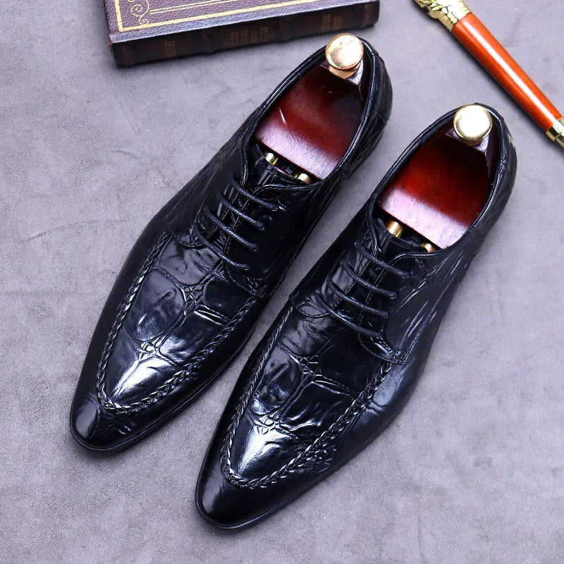 Elevate your style with the Luxury Crocodile Pattern Men’s Dress Shoes, part of the Hollandluxeglobal.com Exclusive Collection.
	•	Material: Premium genuine leather with elegant crocodile embossing