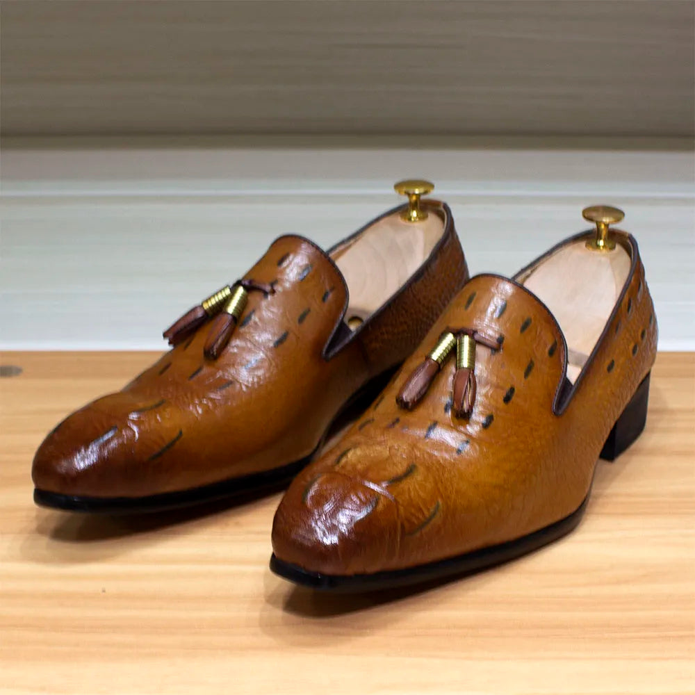 .	HollandLuxe Exclusive – Crocodile Print Leather Tassel Loafers
	2.	Luxury Genuine Leather Loafers – Crocodile Print with Tassel
	3.	Collector’s Edition Men’s Leather Slip-On Loafers – Crocodile Pattern
	4.	Premium