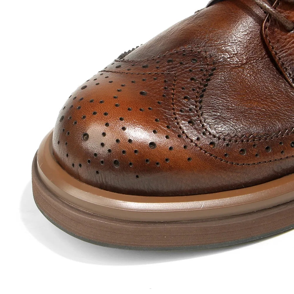 Step up your style with these Italian Leisure Leather Men’s Dress Shoes, a handmade luxury design that blends classic brogue carving with modern platform elegance. Perfect for business, weddings, and refined everyday wear.