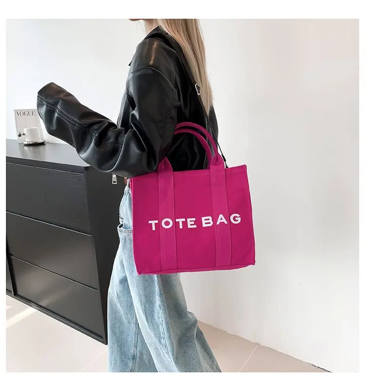 Fashionable Ladies Leather Handbag | Trendy Commuter Design with Paris-Inspired Elegance | Luxury Designer Shoulder & Tote Bag | HollandLuxeGlobal.com Exclusive Collector’s Item