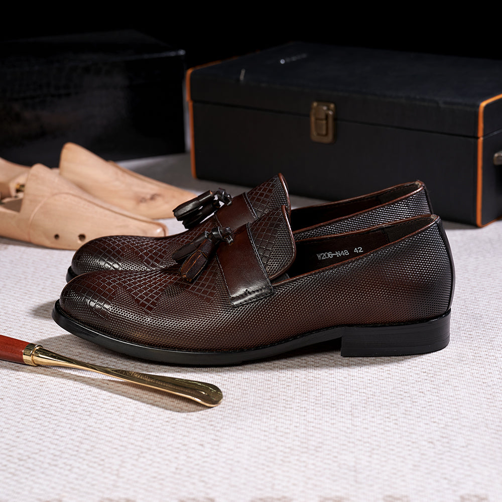 Boutique Premium Feel (for Exclusive Collection)
Italian Handmade Genuine Leather Tassel Loafers for Men – Luxury Slip-On Dress Shoes for Business, Weddings & Casual Elegance | HollandLuxeGlobal.com Exclusive