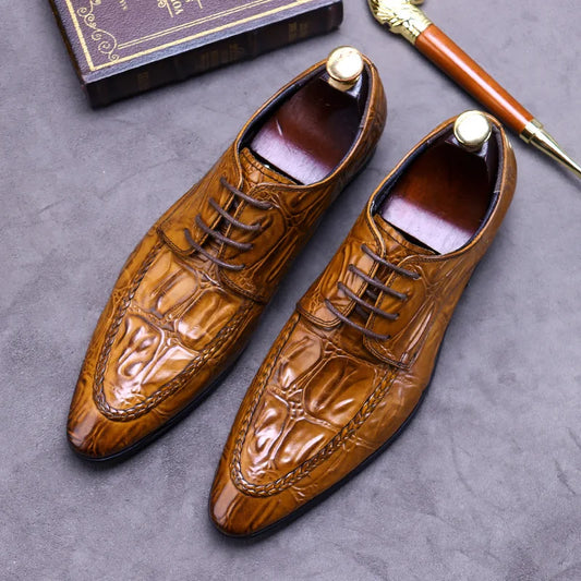 Elevate your style with the Luxury Crocodile Pattern Men’s Dress Shoes, part of the Hollandluxeglobal.com Exclusive Collection.
	•	Material: Premium genuine leather with elegant crocodile embossing